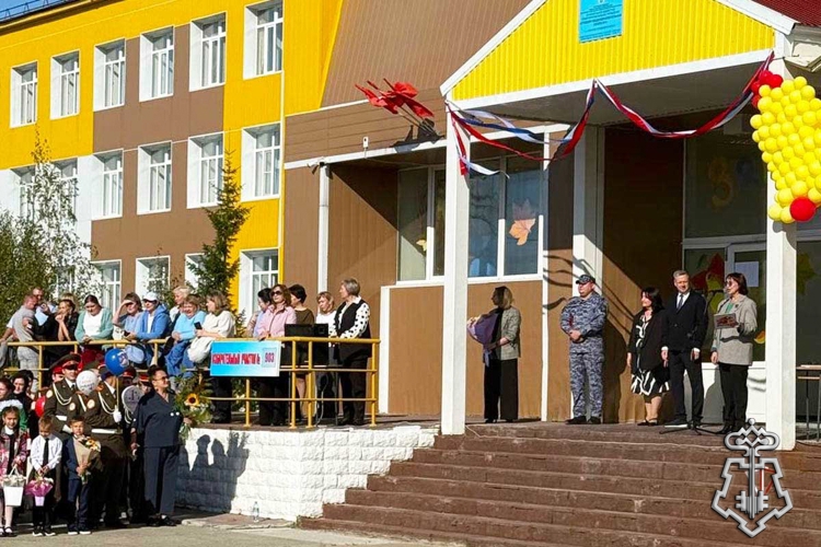 РОСГВАРДИЯ ПРИНЯЛА УЧАСТИЕ В ПРАЗДНИЧНЫХ МЕРОПРИЯТИЯХ КО ДНЮ ЗНАНИЙ НА ЯМАЛЕ