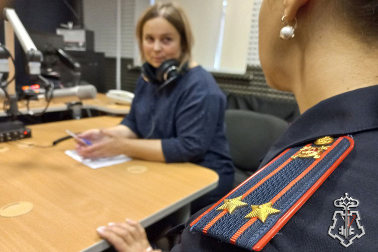 СОТРУДНИКИ РОСГВАРДИИ РАССКАЗАЛИ ЖИТЕЛЯМ САЛЕХАРДА О СЛУЖБЕ ВО ВНЕВЕДОМСТВЕННОЙ ОХРАНЕ