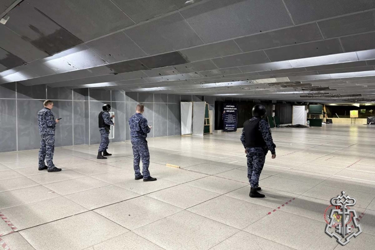НА ЯМАЛЕ ВЫБРАЛИ СИЛЬНЕЙШИЕ ЭКИПАЖИ ГРУПП ЗАДЕРЖАНИЯ