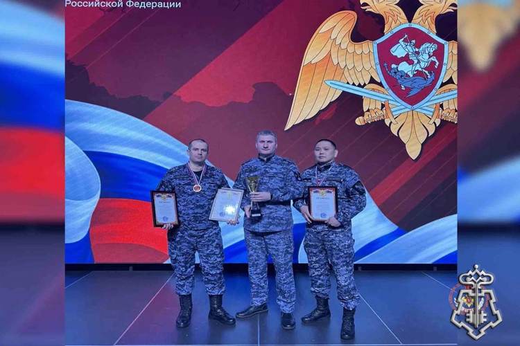 НА ЯМАЛЕ ВЫБРАЛИ СИЛЬНЕЙШИЕ ЭКИПАЖИ ГРУПП ЗАДЕРЖАНИЯ